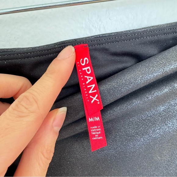 SPANX Faux Leather Pants in Black Medium - Picture 5 of 5